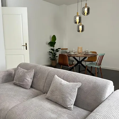 Zentrum - Hoelderlinplatz - 80qm - Eg Lägenhet Stuttgart