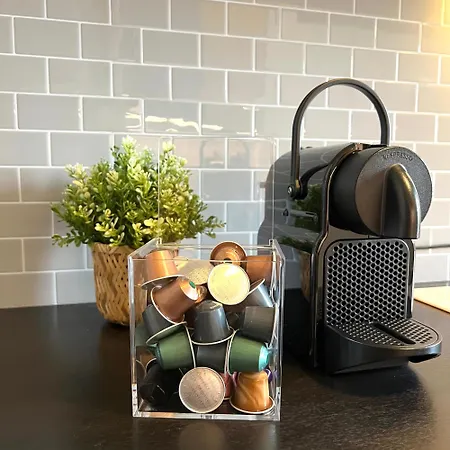 Zentrum - Hoelderlinplatz - 80qm - Eg Stuttgart