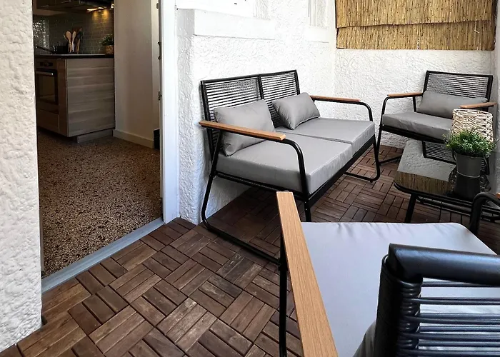 Appartement Zentrum - Hoelderlinplatz - 80qm - Eg Stuttgart