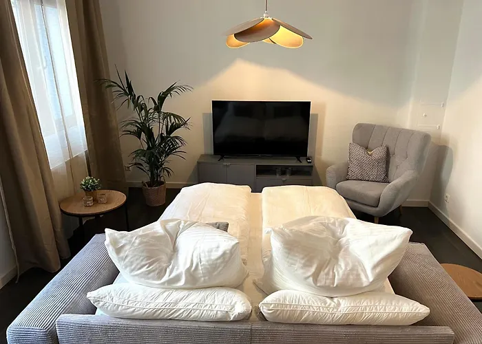 Appartement Zentrum - Hoelderlinplatz - 80qm - Eg