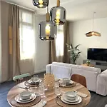 Zentrum - Hoelderlinplatz - 80qm - Eg Apartamento Stuttgart