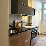 Zentrum - Hoelderlinplatz - 80qm - Eg Apartamento *