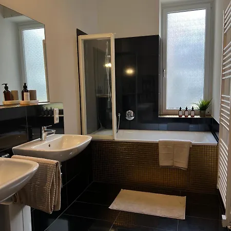 Zentrum - Hoelderlinplatz - 80qm - Eg *